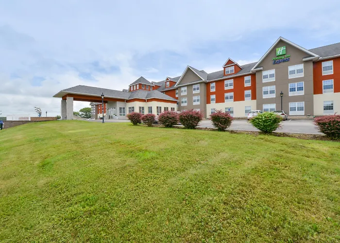 Holiday Inn Express Mystic By Ihg