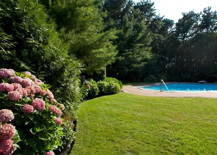 Hamptons 4Br Oasis With Heated Pool, Hot Tub And Beach