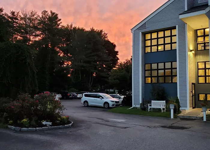 The Niantic Inn